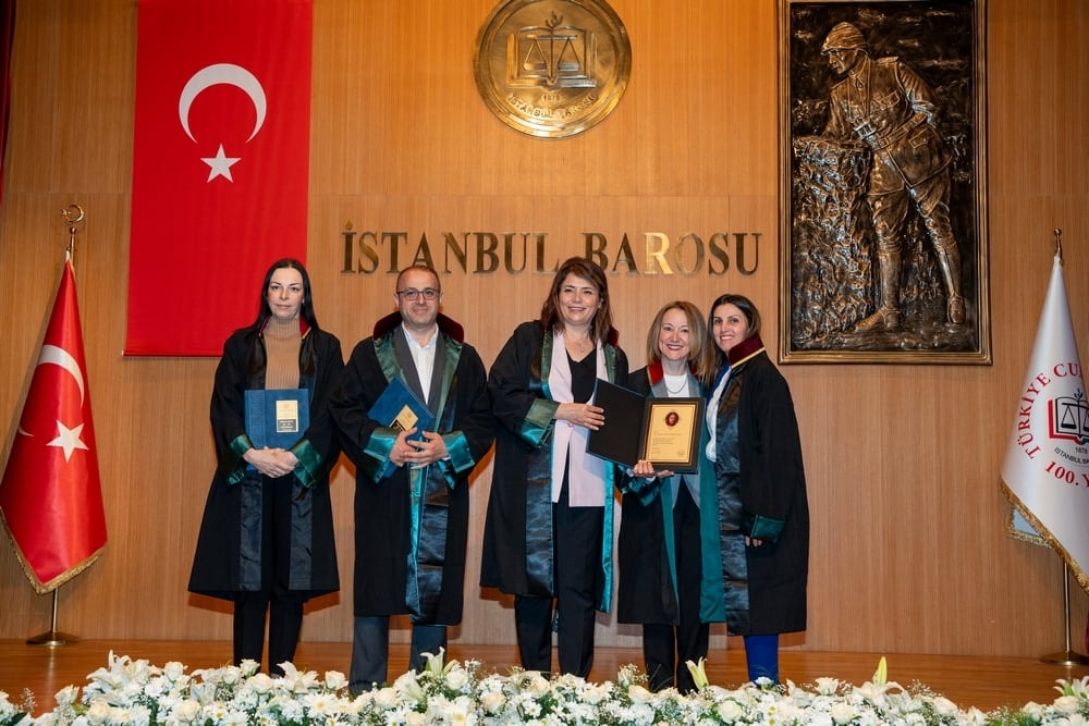 Meslekte 25, 30 ve 35 Yılını Dolduran Meslektaşlarımıza Plaket Verildi - 62