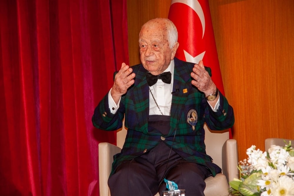 İstanbul Barosu’nun En Kıdemli Üyesi, Asırlık Çınarı Av. Salih Nuri Tüzel Vefat Etti - 5