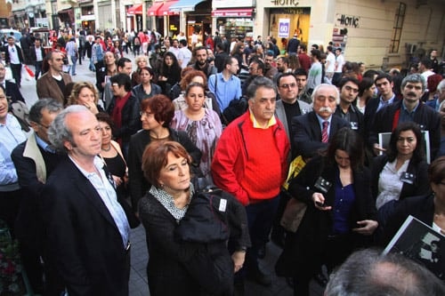 Avukat Gülçin Çaylıgil’İ Andık

 - 16