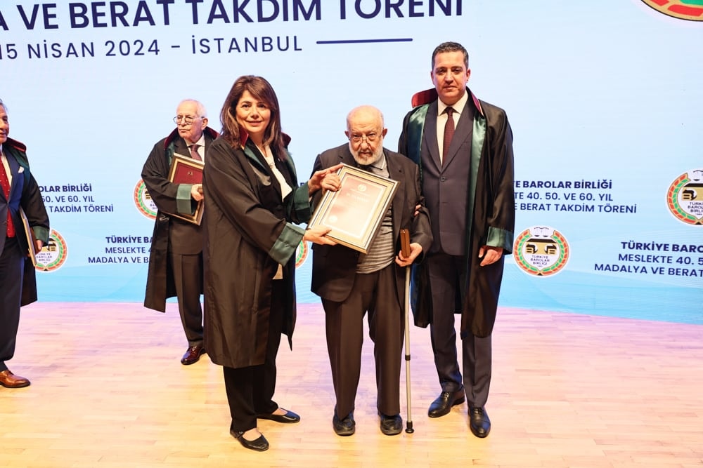 Meslekte 40, 50 ve 60 Yılını Dolduran Meslektaşlarımıza Plaket Verildi - 98