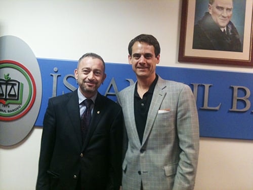 Amerikalı Hakimin Baromuzu Ziyareti

 - 1