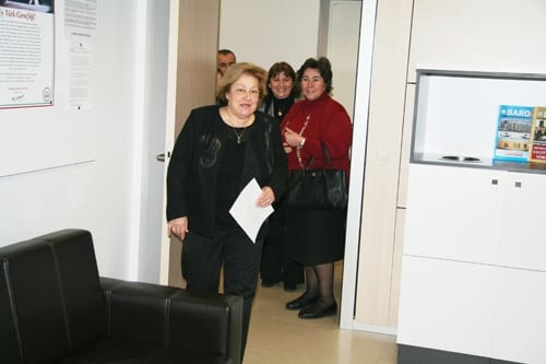 Çağlayan Adliyesinde Kadın Hakları Şiddeti Önleme Bürosu Hizmete Girdi

 - 3