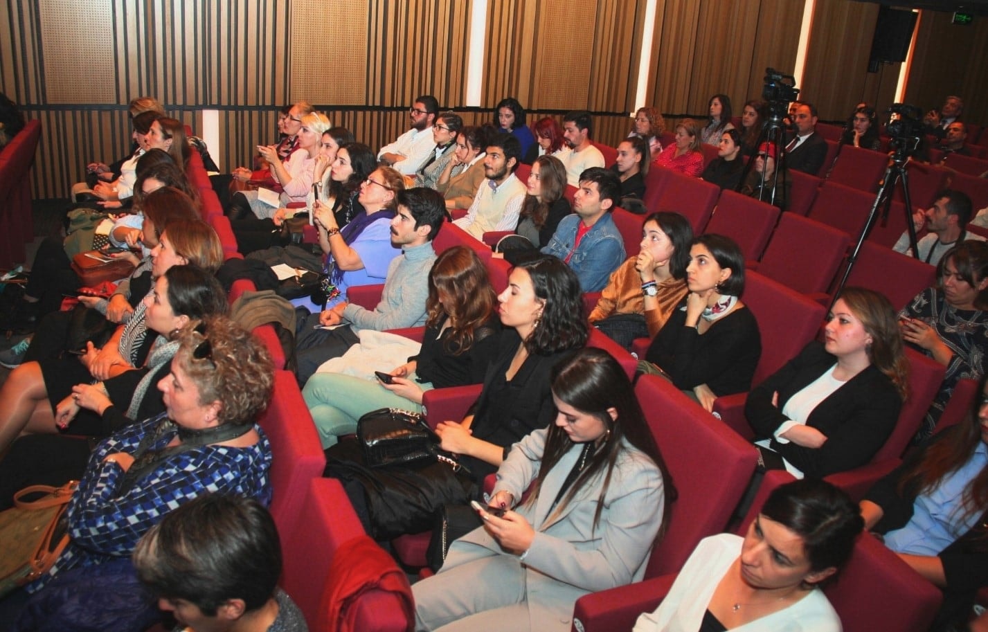 Tutukevindeki Çocukların Yaptıkları Resimler Sergilendi - 55