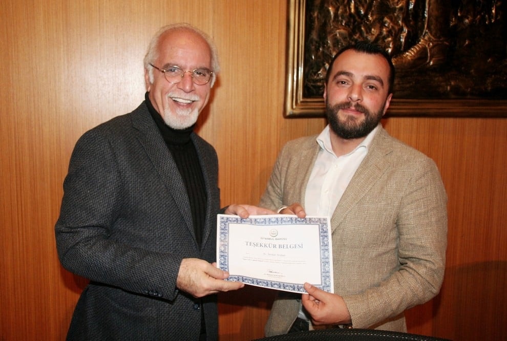 Yapay Zekâ Çağında Hukuk  - 24