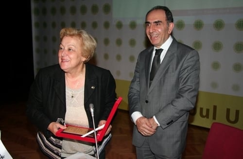 Edinilmiş Mallara Katılma Rejimi Ve Boşanma Hukuku İle İlgili Uygulama Sorunları

 - 51