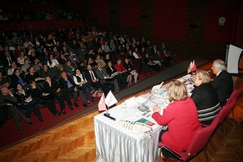 Edinilmiş Mallara Katılma Rejimi Ve Boşanma Hukuku İle İlgili Uygulama Sorunları

 - 64