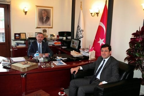 Beşiktaş Belediye Başkanı Hazinedar Baroyu Ziyaret Etti
 - 2