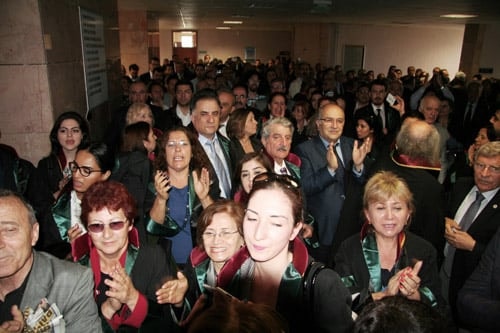 Savunma Ve Baro Yargılanıyor... - 26