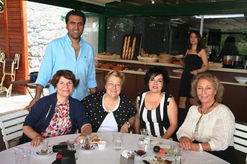 Staj Eğitim Merkezi Eğitmen Meslektaşlarımız Kahvaltıda Bir Araya Geldi
 - 15