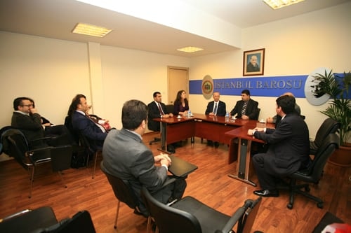 Irak Hukukçular Birliği Başkanı Istanbul Barosunu Ziyaret Etti
 - 3