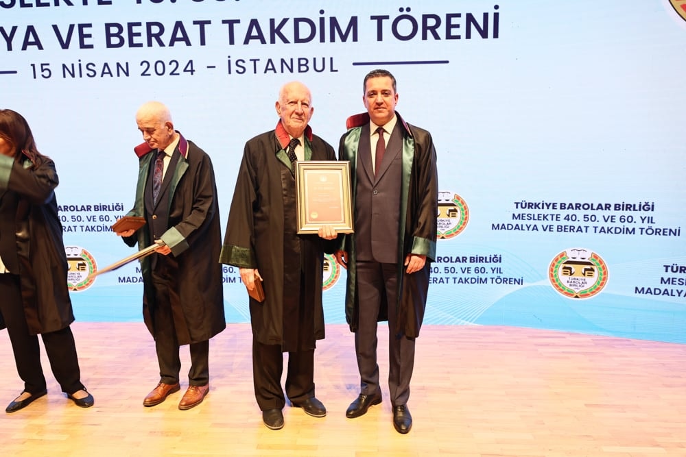 Meslekte 40, 50 ve 60 Yılını Dolduran Meslektaşlarımıza Plaket Verildi - 106