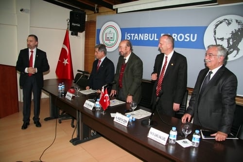 Rauf Denktaş Türk Dünyasının Kahramanıdır

 - 38