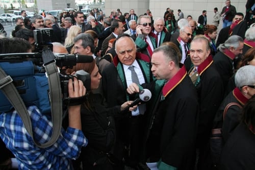 Adalet Dilenmiyoruz: Direniyoruz!
 - 23