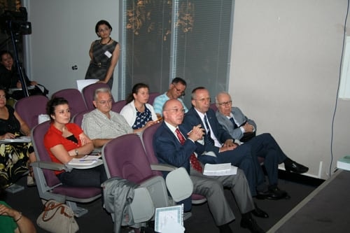 Hukuk Ve Tıp Mensupları Arasında Ortak Dil
 - 31