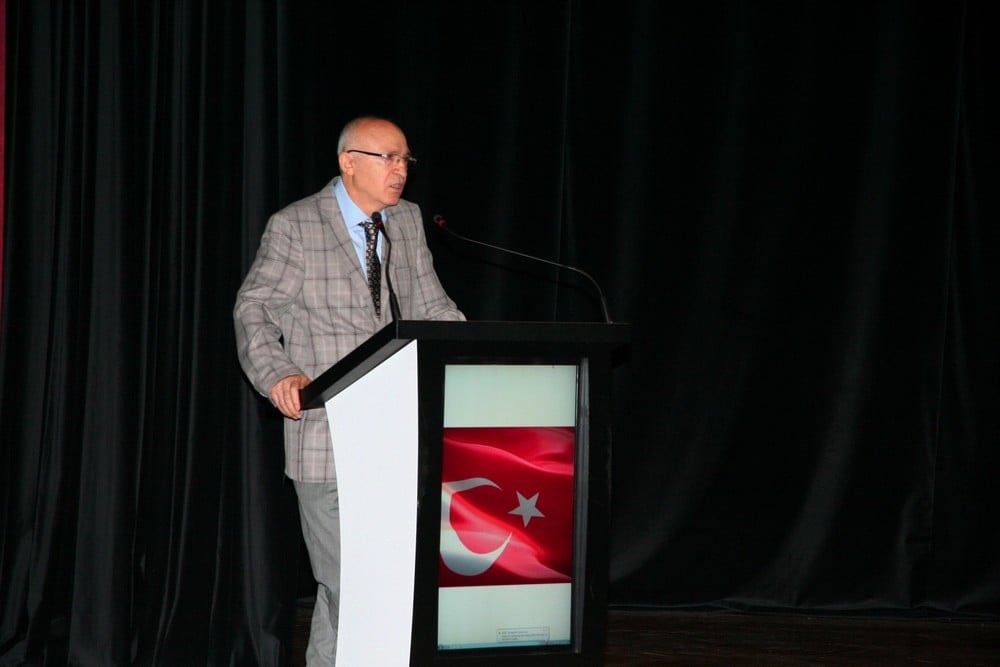 Hukuka Felsefi ve Sosyolojik Bakışlar VIII - 35