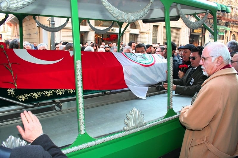 Başkanımız Av. Kazım Kolcuoğlu’nu Son Yolculuğuna Uğurladık - 97
