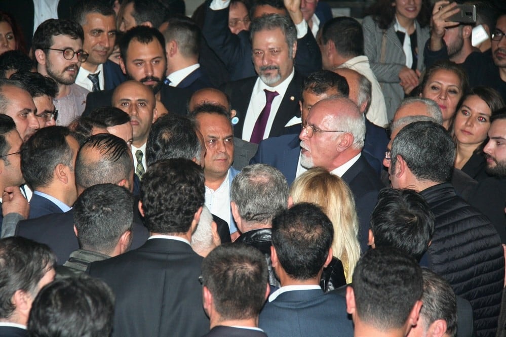 Başkan Durakoğlu Güven Tazeledi - 646