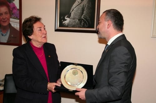 Mahmut Esat Bozkurt Hukuk Ödülü Prof. Dr. Aysel Çelikel’E Verildi
 - 29