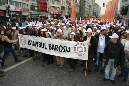 1 Mayıs Coşkuyla Kutlandı

 - 16