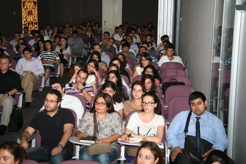 Staj Eğitim Merkezince Avukatlık Stajına Başlayanlar İçin Toplantı Düzenlendi
 - 9