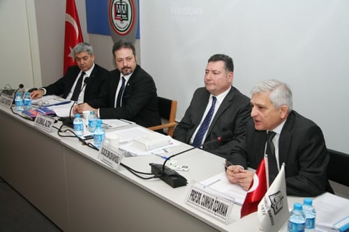 Uluslararası Ödeme Aracı Olan Çekin Ceza Yasası Kapsamına Alınması Eleştirildi

 - 16