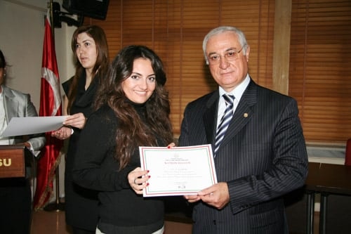 Fikri Ve Sınaî Mülkiyet Hukuku Vı. Eğitim Programını

Tamamlayanlara Belgeleri Verildi 
 - 13