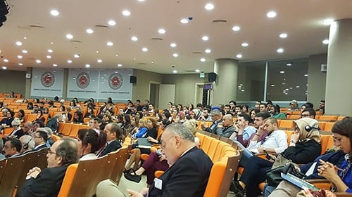 Sığınmacı Ve Mülteci Krizinde Hukuki Çözümler
 - 5