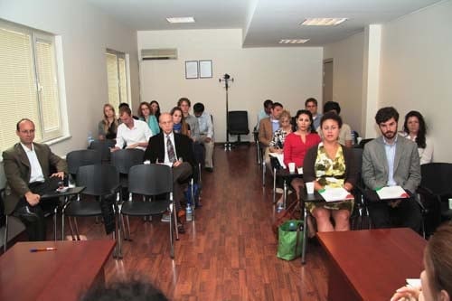 Amerikalı Hukuk Fakültesi Öğrencileri Baromuzu Ziyaret Etti
 - 4