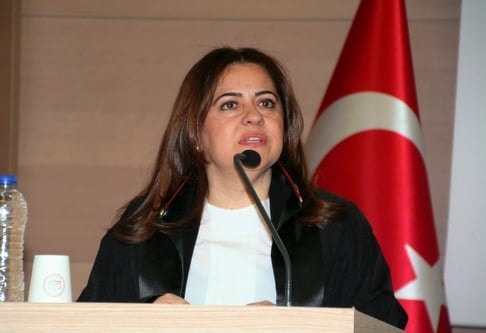 Avukatlık Stajı Mesleğin Önemine Uygun Olmaktan Uzaktır
 - 14