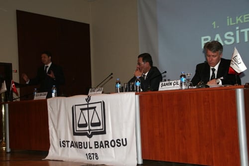 Hukuk Muhakemeleri Kanunu Uygulamasında İş Hukuku Yargılaması
 - 12