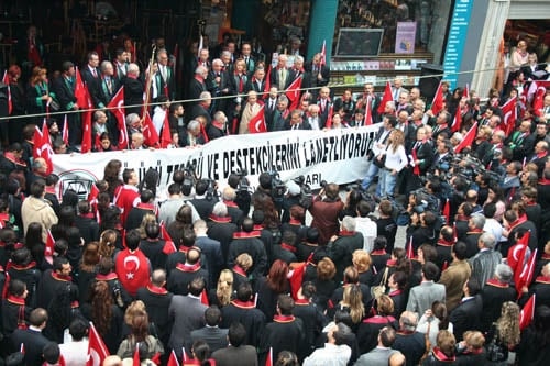 Avukatlar Şehitlerimiz İçin Yürüdü