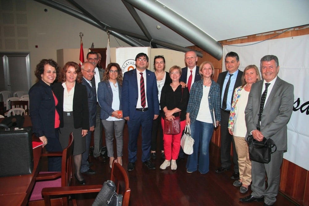 İş Hukuku Ve Sosyal Güvenlik Hukukuna İlişkin Sorunlar - 219