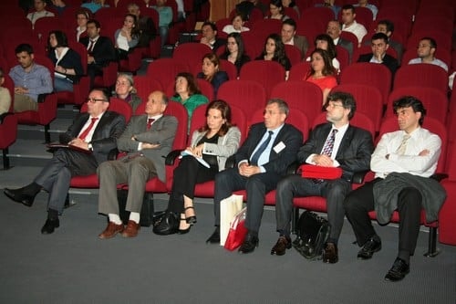 Sendikal Haklar Ve İş Sözleşmeleri Sempozyumu

 - 80