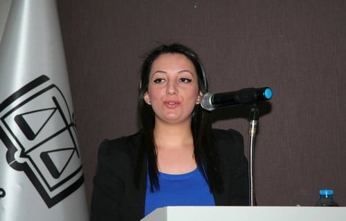 Mobbing Bir İnsan Hakları İhlalidir
 - 1