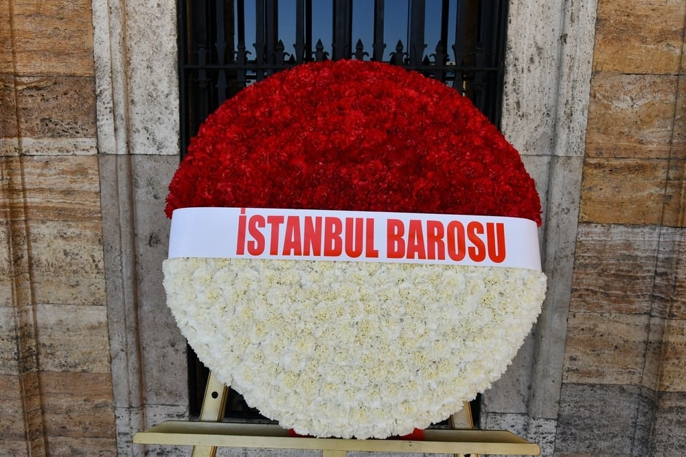 İstanbul Barosu Cumhuriyetimizin 100. Yılında Anıtkabir’de ATAMIZIN Huzurunda - 16