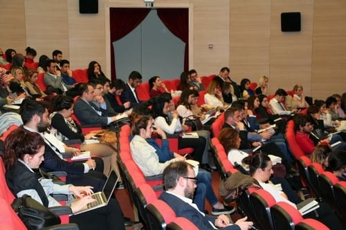 Kadın Hakları Ve Aile İçi Şiddet” Konulu Sertifika Programı Devam Ediyor
 - 21