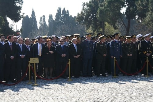 Çanakkale Şehitlerimizi Andık  

 - 8