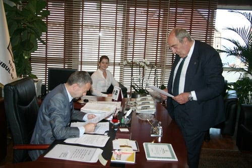 Uluslararası Avukatlar Birliği’Nin İstanbul Barosu Ziyareti

 - 2