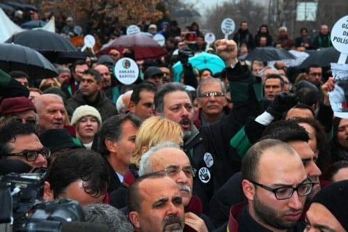 Polis Devleti Değil Hukuk Devleti

 - 102