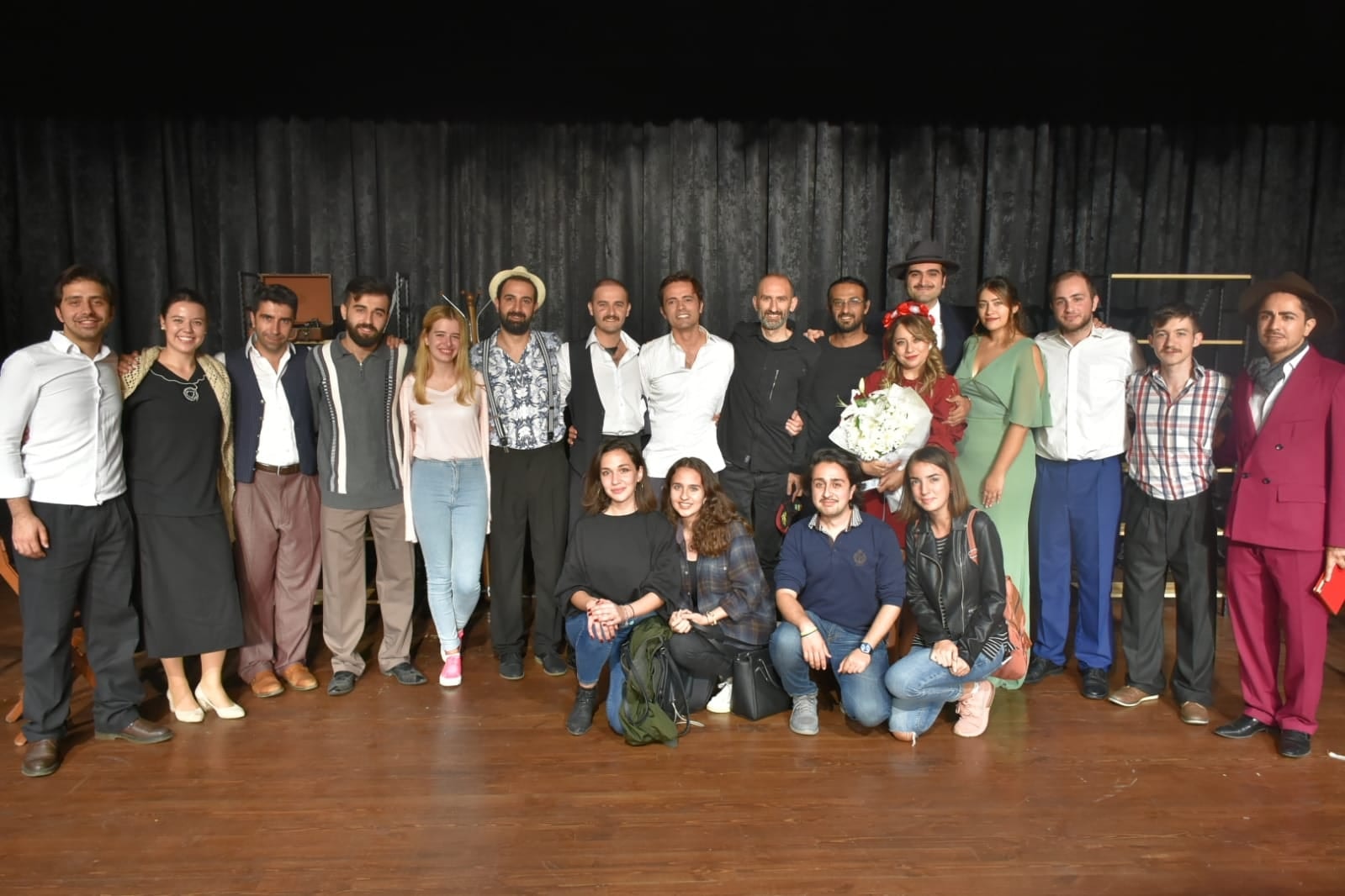 İstanbul Barosu Tiyatrosu Gemlikte - 1