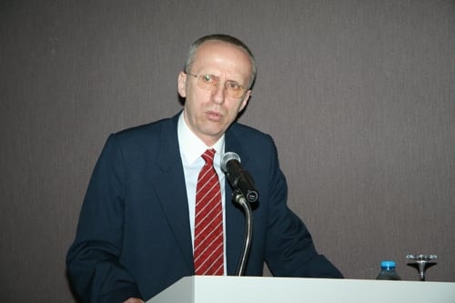 Devrim Yasalarının İçi Boşaltılıyor

 - 5