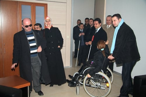 İstanbul Barosu Heyeti İstanbul Adalet Sarayında Engellilere Yönelik İncelemelerde Bulundu

 - 2