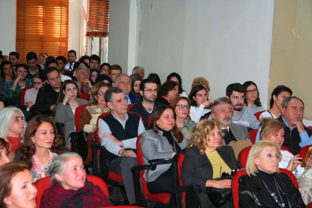 Türkiye’de Demokrasiden Uzaklaşılan Bir Zaman Dilimini Yaşıyoruz - 21