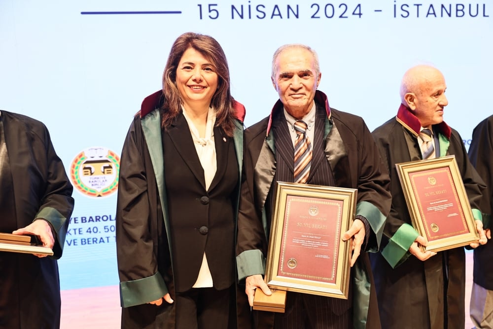 Meslekte 40, 50 ve 60 Yılını Dolduran Meslektaşlarımıza Plaket Verildi - 49