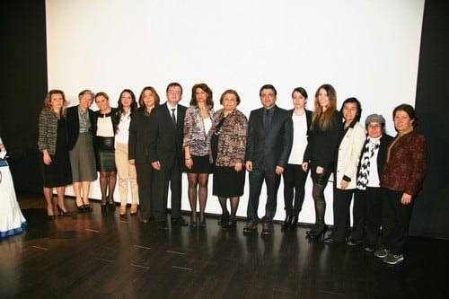 En Fazla Şiddete Sağlık Personeli Uğruyor

 - 54