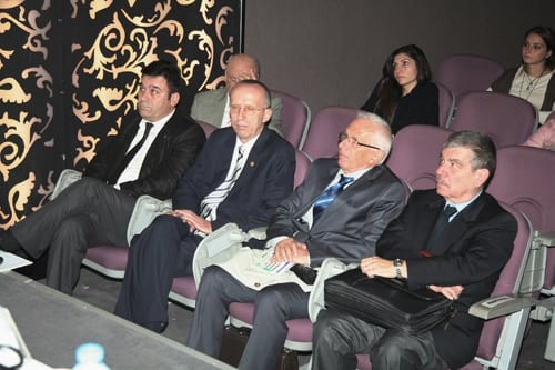 Staja Başlarken Toplantıları Iv
 - 9