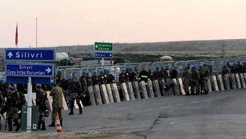 Çhd Üyesi Avukatların Yargılanmasına Silivri’De Başlandı - 2