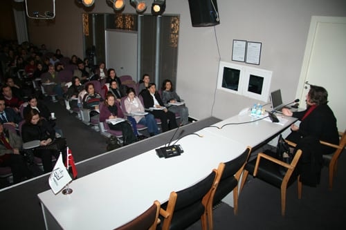 Kadın Hakları Ve Aile İçi Şiddet Semineri Devam Ediyor
 - 3