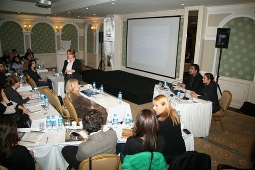 Yabancılar Ve Uluslar Arası Korumaya İlişkin Adli Yardım Görevi Alacak Avukatlara İçin Sertifika Programı Düzenlendi

 - 56