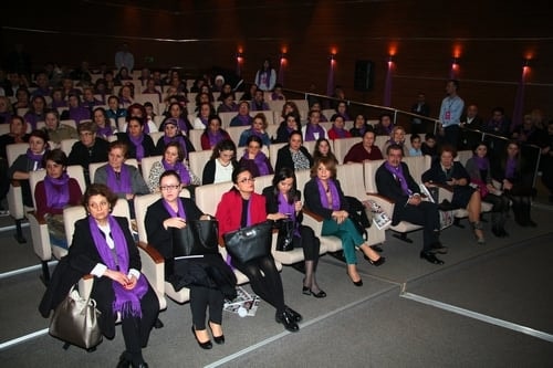 2015 Türkiye’Sinde Kadın
 - 12